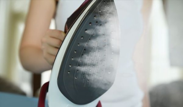 Reasons Why Your Steam Generator Iron is Leaking Water - (SOLVED)